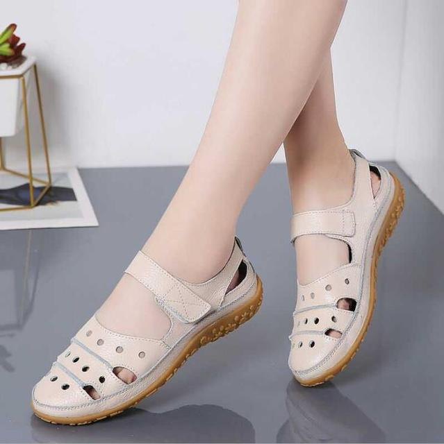 Cheerful Flat Sandals