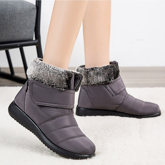 Savanna Grip Ankle Boots