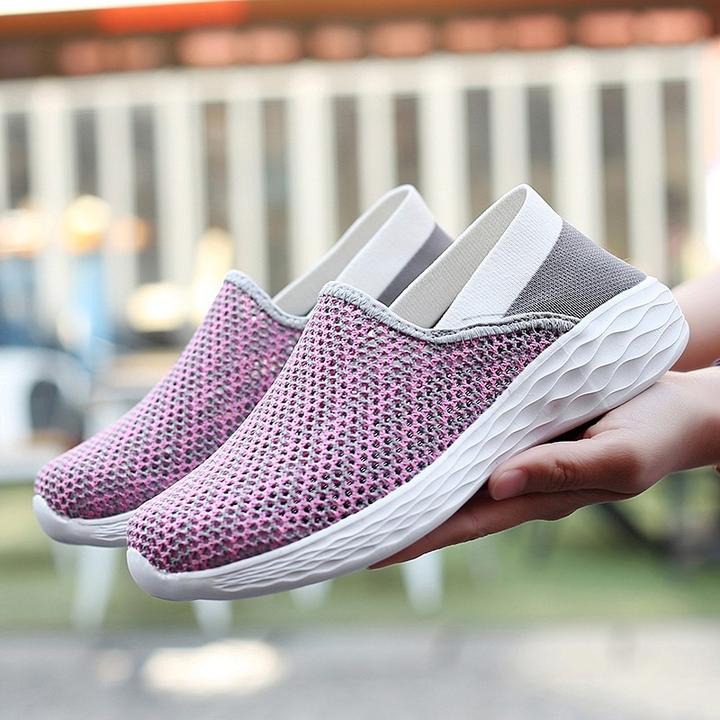 Breathable flat soles