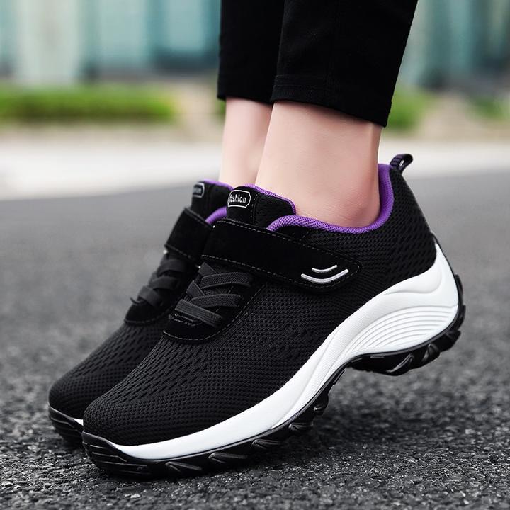 Comfortable Woven Knit Sneakers
