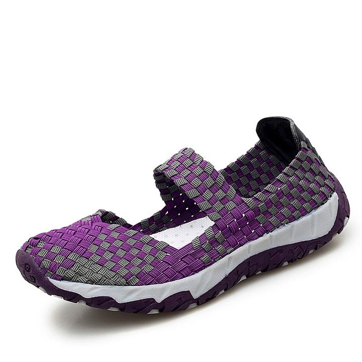 Stylish breathable slip-on casual flat loafers