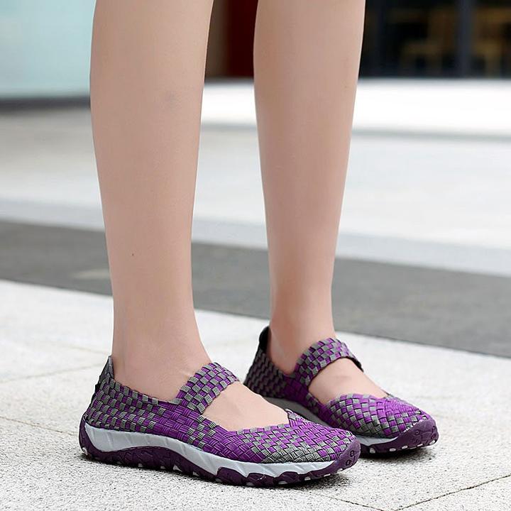 Stylish breathable slip-on casual flat loafers