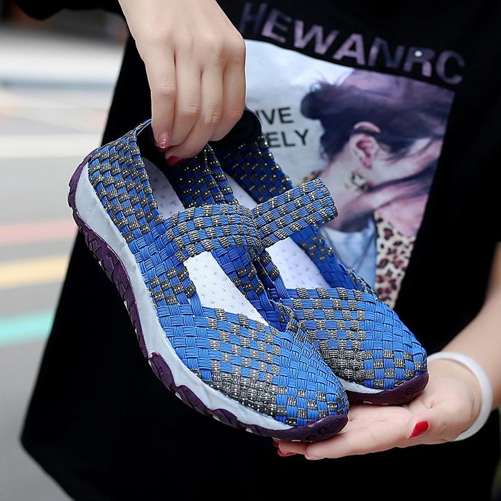 Stylish breathable slip-on casual flat loafers