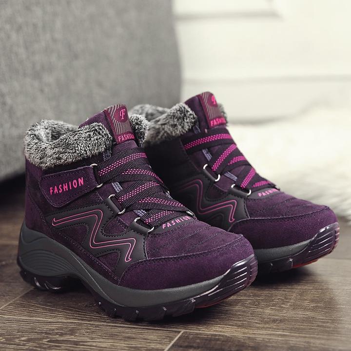 SlipAway Thermal Boots