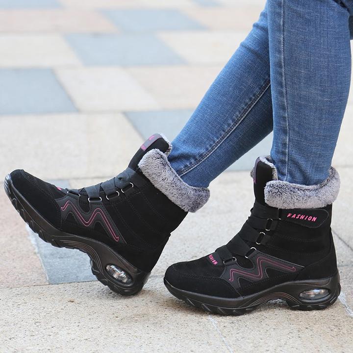 HeatSole Trail Boots