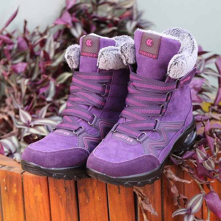 HeatSole Trail Boots