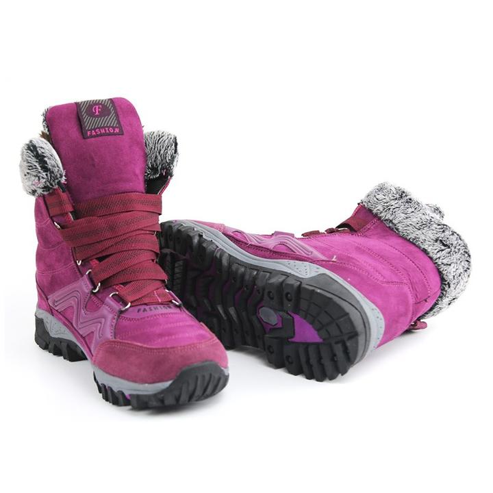 SnowShield Grip Boots