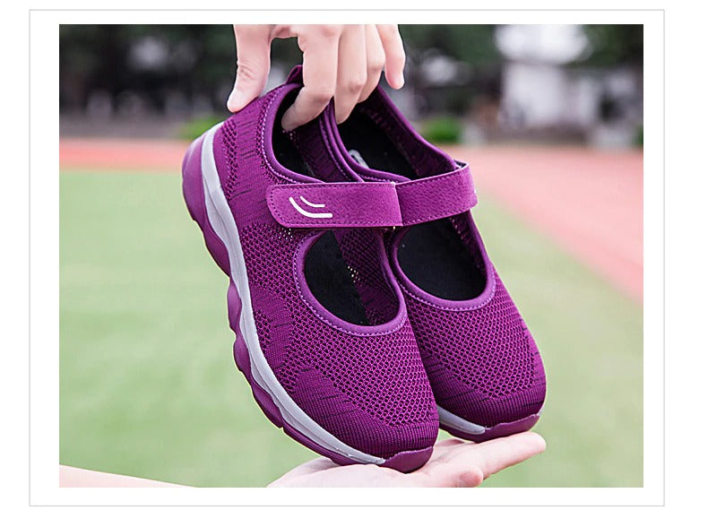 STRETCHABLE BREATHABLE LIGHTWEIGHT WALKING SHOES