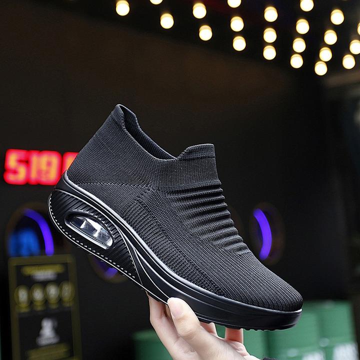 Elastic stretchable lightweight breathable leisure running shoes