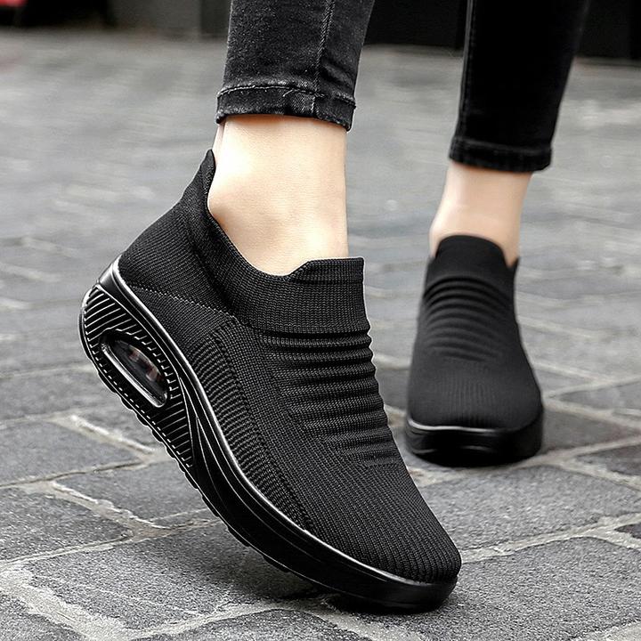 Elastic stretchable lightweight breathable leisure running shoes