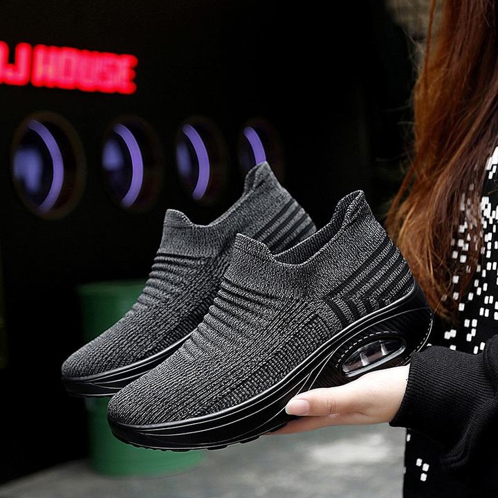 Elastic stretchable lightweight breathable leisure running shoes