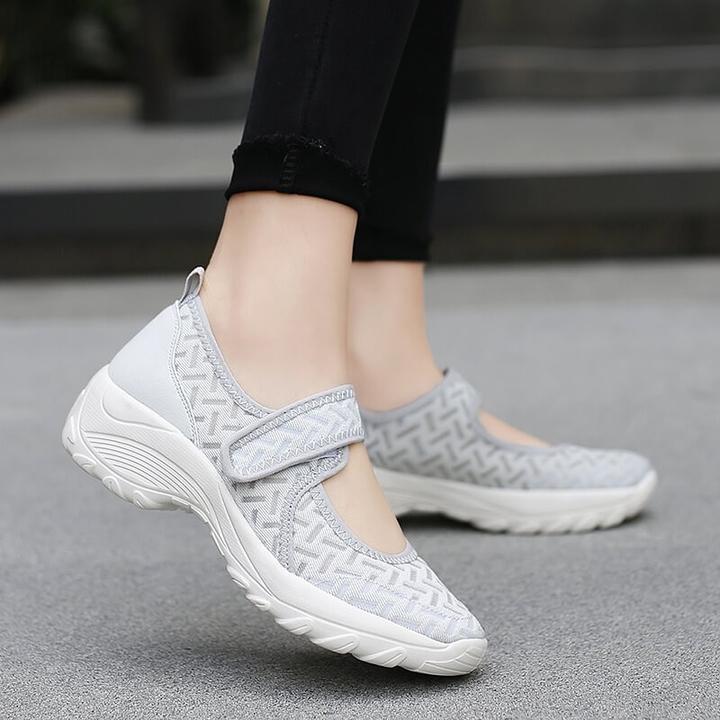 Stretchable Breathable Lightweight Walking Shoes for Women