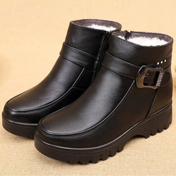 NoirFlex Chelsea Boots