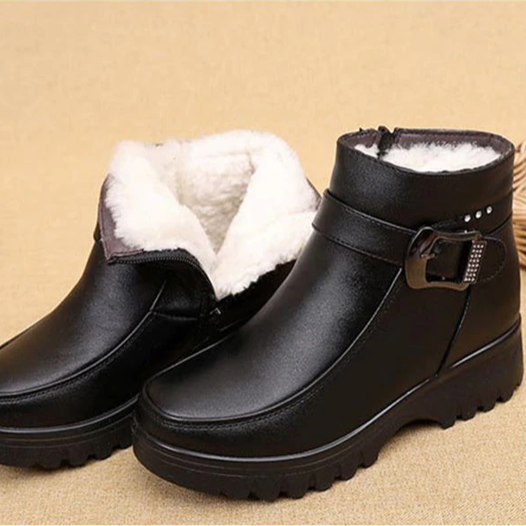 NoirFlex Chelsea Boots