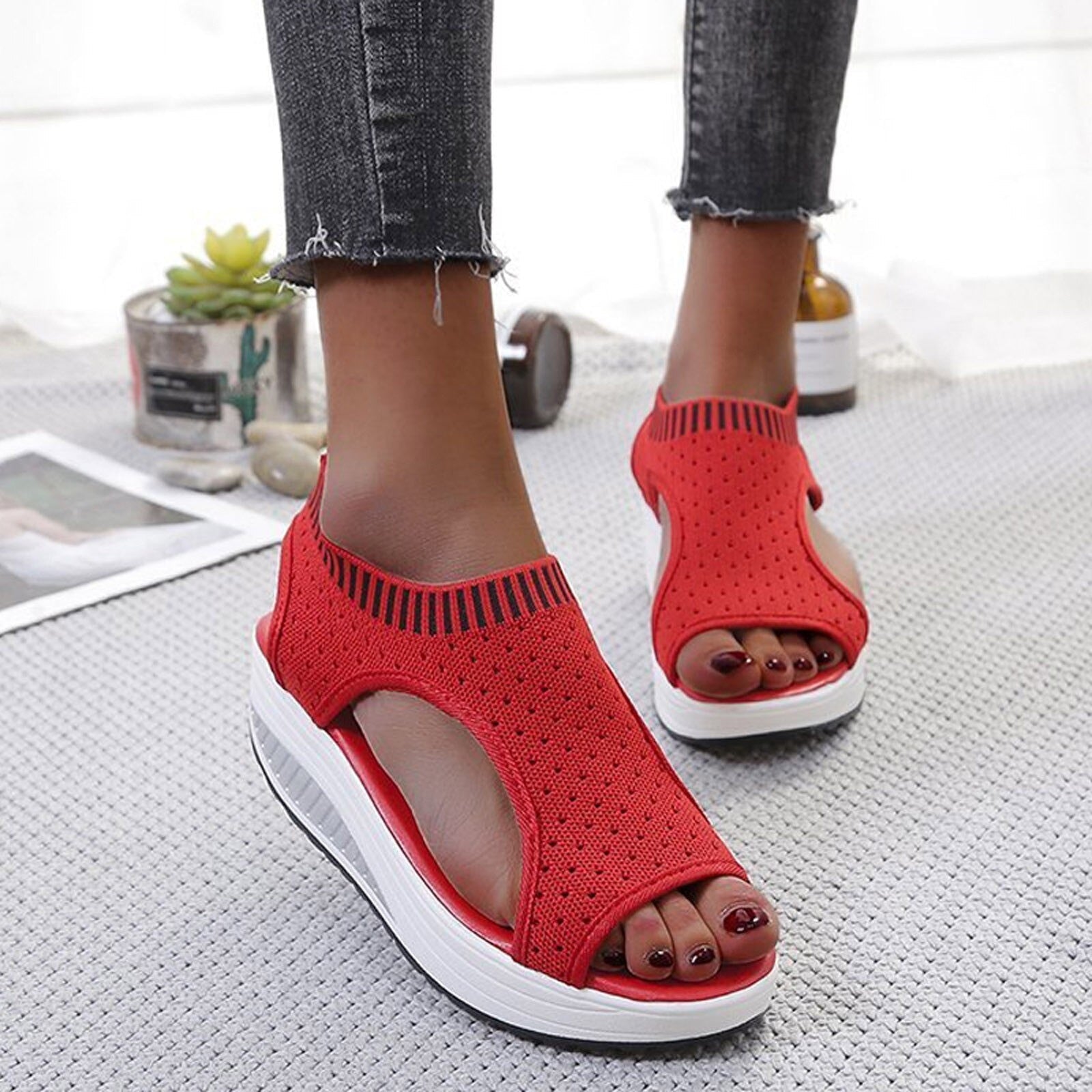 Women’s orthopedic platform sandals with breathable mesh upper and non-slip sole – summer comfort shoes 2025