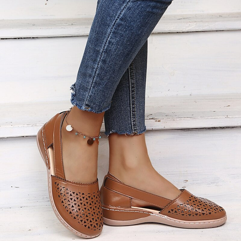 SereniFlex Vintage Sandals